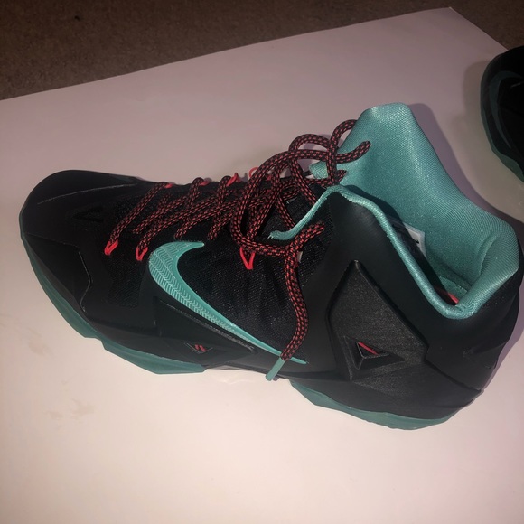 lebron xi shoes